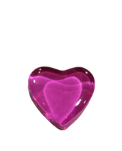 Carica l'immagine nel visualizzatore di Gallery, Fermacarte "Cuore in vetro" piccolo (disponibile in diversi colori)
