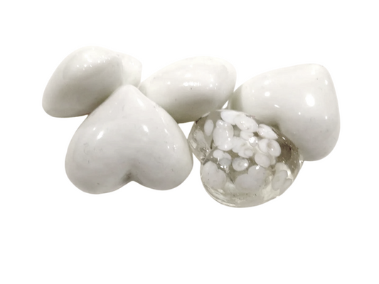 Cuoricini in vetro bianco (disponibili in diverse varianti)