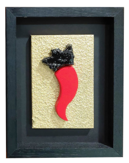 Quadro scultoreo in pietra con cornice in legno "Corno Portafortuna" Alleria