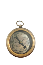 Carica l'immagine nel visualizzatore di Gallery, Bussola in ottone anticato "Batela"
