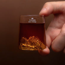 Carica l'immagine nel visualizzatore di Gallery, Set quattro bicchieri da shot "Topographic: Italy Edition"
