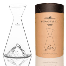 Carica l&#39;immagine nel visualizzatore di Gallery, Caraffa &quot;Topographic: Matterhorn&quot;
