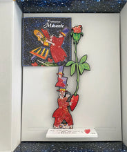 Carica l'immagine nel visualizzatore di Gallery, Scultura in resina colorata di Francesco Musante: "Una rosa nata dal mio cuore"
