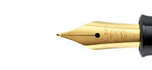 Carica l&#39;immagine nel visualizzatore di Gallery, Penna Stilografica Pelikan Classic P205 Nero Gold
