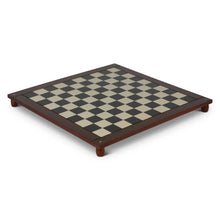 Carica l&#39;immagine nel visualizzatore di Gallery, Scacchiera classica in legno con scacchi Authentic Models &quot;Staunton&quot;

