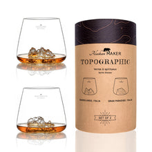 Carica l'immagine nel visualizzatore di Gallery, Set due bicchieri da whisky "Topographic: Sassolungo e Gran Paradiso"
