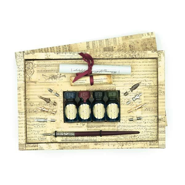 Set da scrittura con cannetta in legno e peltro, pennini ed inchiostri 