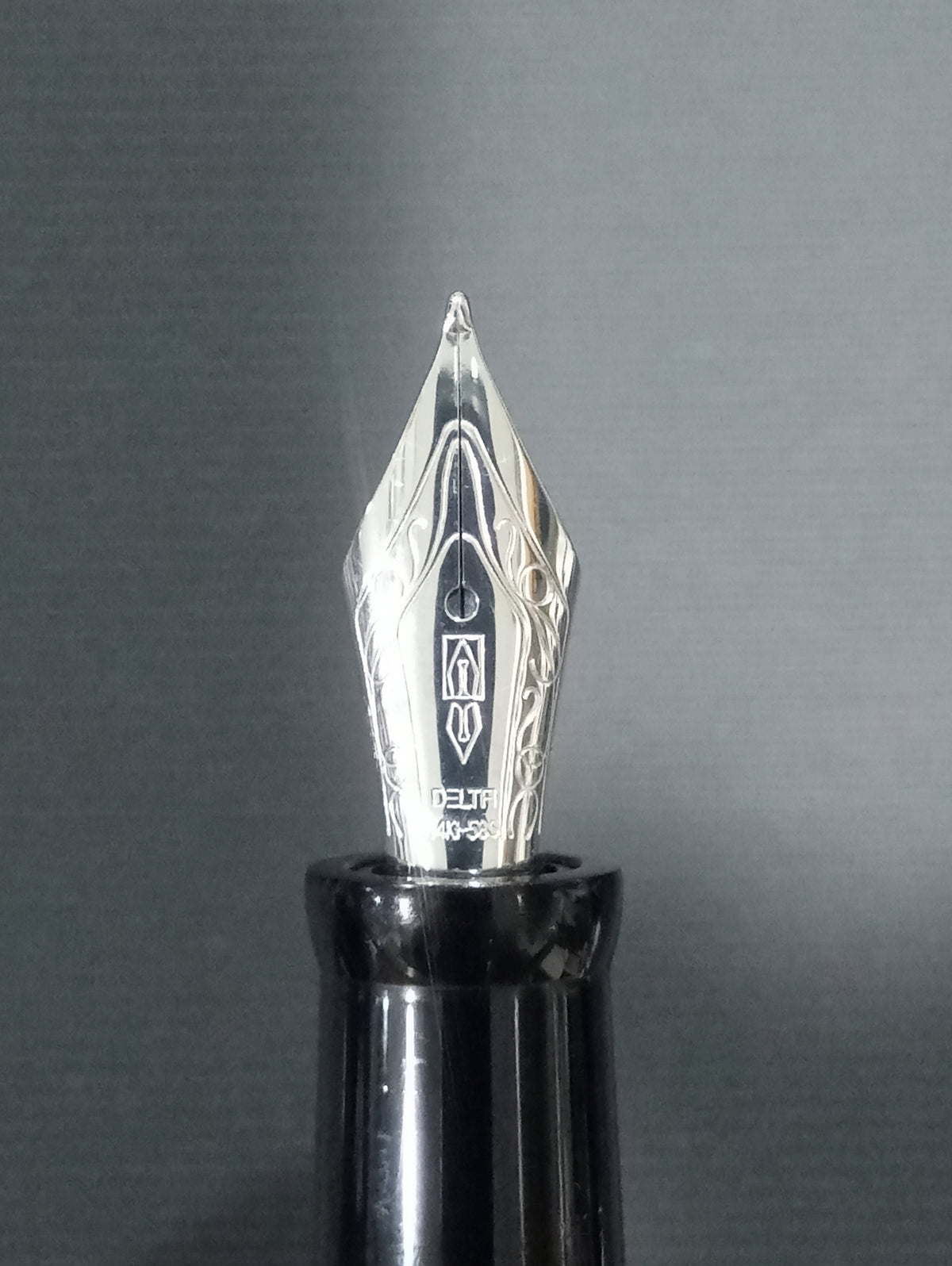 Penna stilografica edizione limitata Delta Dolce Vita Black & White