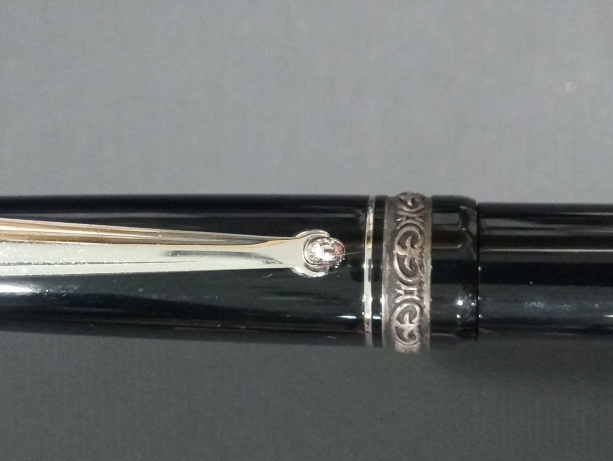 Penna stilografica edizione limitata Delta Dolce Vita Black & White