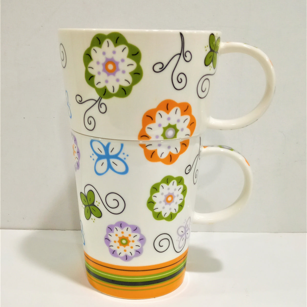 Set due tazze con scatola in latta