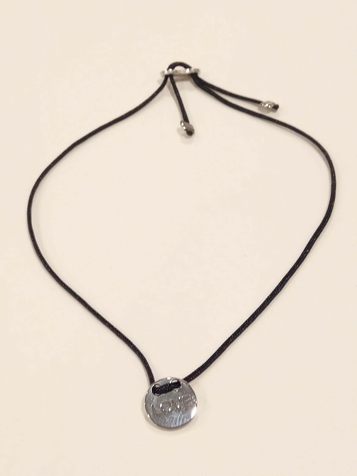 Bracciale in argento "Love" nero