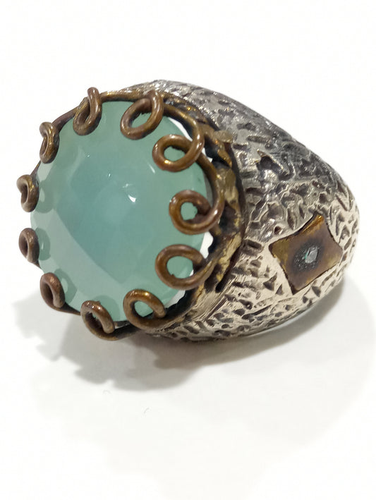 Anello a fascione in argento con acquamarina