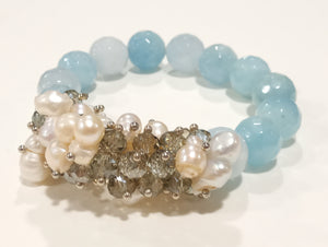 Bracciale in pietre dure naturali azzurre e perle
