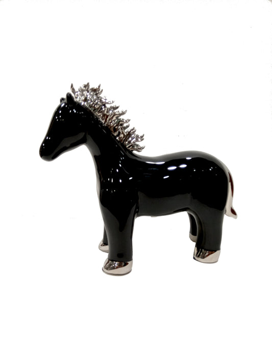Scultura in ceramica vetrificata "Cavallo nero"