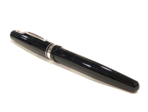 Penna Stilografica Delta Fusion nero lucido