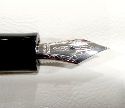 Penna Stilografica Delta Via Veneto Argento