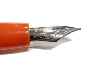 Penna Stilografica Delta Anni 70 arancione pennino