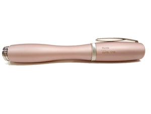 Penna stilografica Delta Fluida rosa