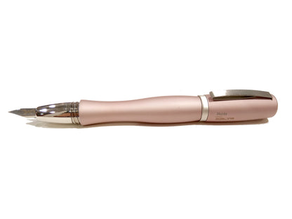 Penna stilografica Delta Fluida rosa