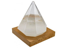 Carica l&#39;immagine nel visualizzatore di Gallery, Storm Glass Barometro di Fitzroy a forma di prisma
