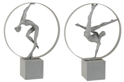 Scultura in resina "Atleta nel cerchio" (disponibile in due varianti)