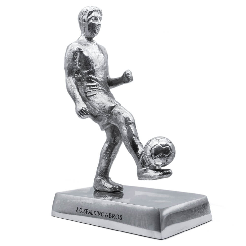 Scultura in alluminio pressofuso "Calciatore" A.G. Spalding & Bros