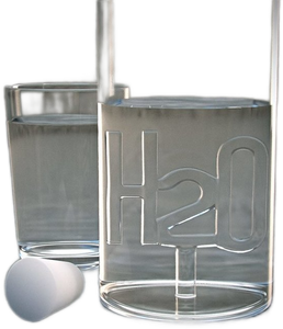 Bottiglia in vetro "H20" (disponibile in due formati)