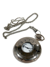 Carica l&#39;immagine nel visualizzatore di Gallery, Orologio da tasca a doppia cassa in metallo con datario 
