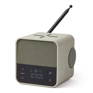 Radiosveglia con caricabatterie wireless e speaker bluetooth Lexon Oslo + grigio verde