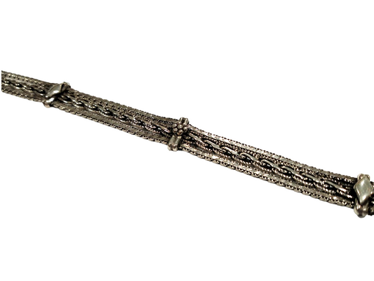 Bracciale in argento a tre fili con maglia intrecciata