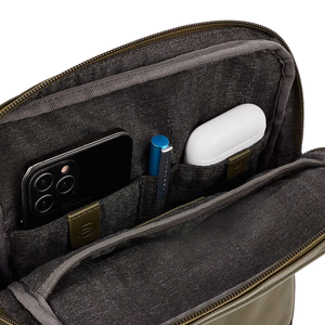 Borsello in pelle porta iPad con RFID e tasca per CONNEQU Charlie Piquadro verde