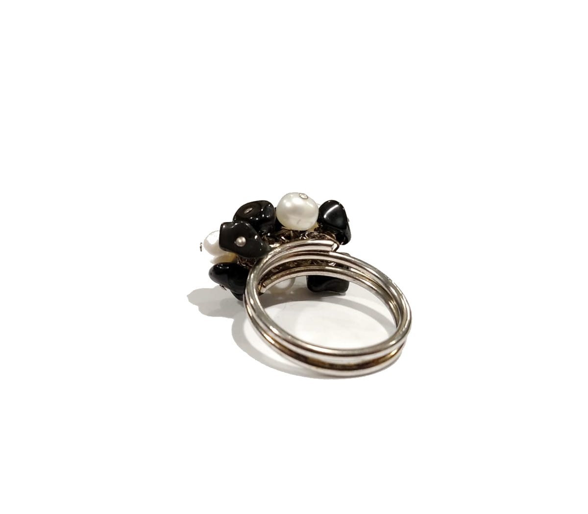 Anello in argento e pietre dure