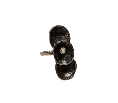 Anello in argento con perlino