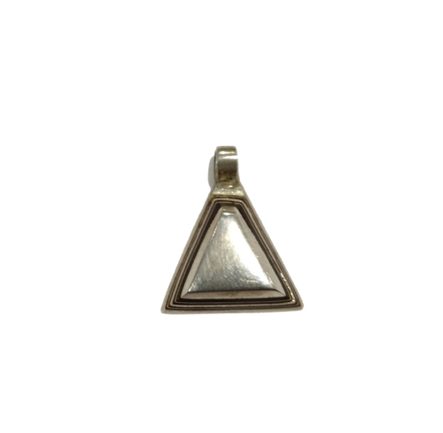 Pendente triangolare in argento