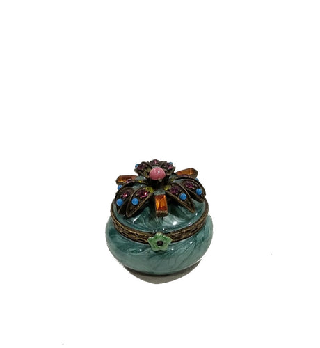 Scatolina portapillole in metallo smaltato con decorazione con pietre multicolori