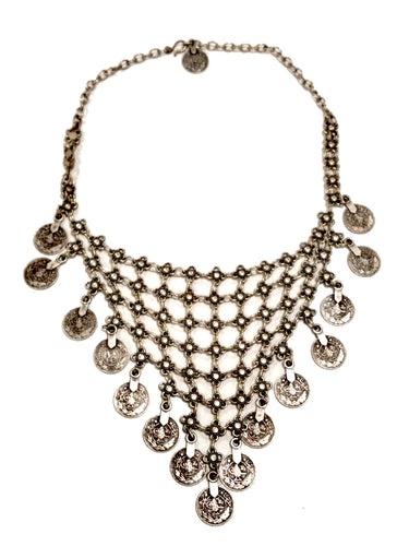 Collana a maglia in Zama con pendenti moneta