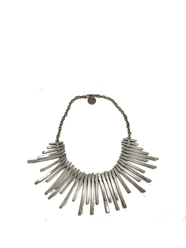 Collana corta in Zama con pendagli a raggiera