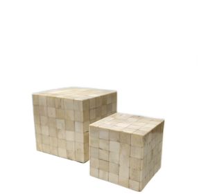 Fermacarte in osso "Cubo" (disponibile in due dimensioni)