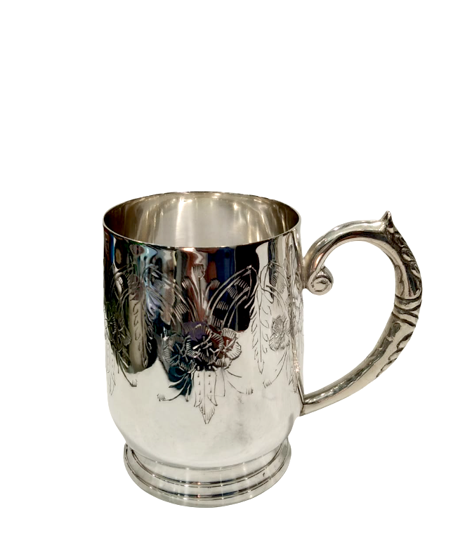 Boccale in Sheffiel con decoro a festoni e manico lavorato Jordan Sheffield Collection