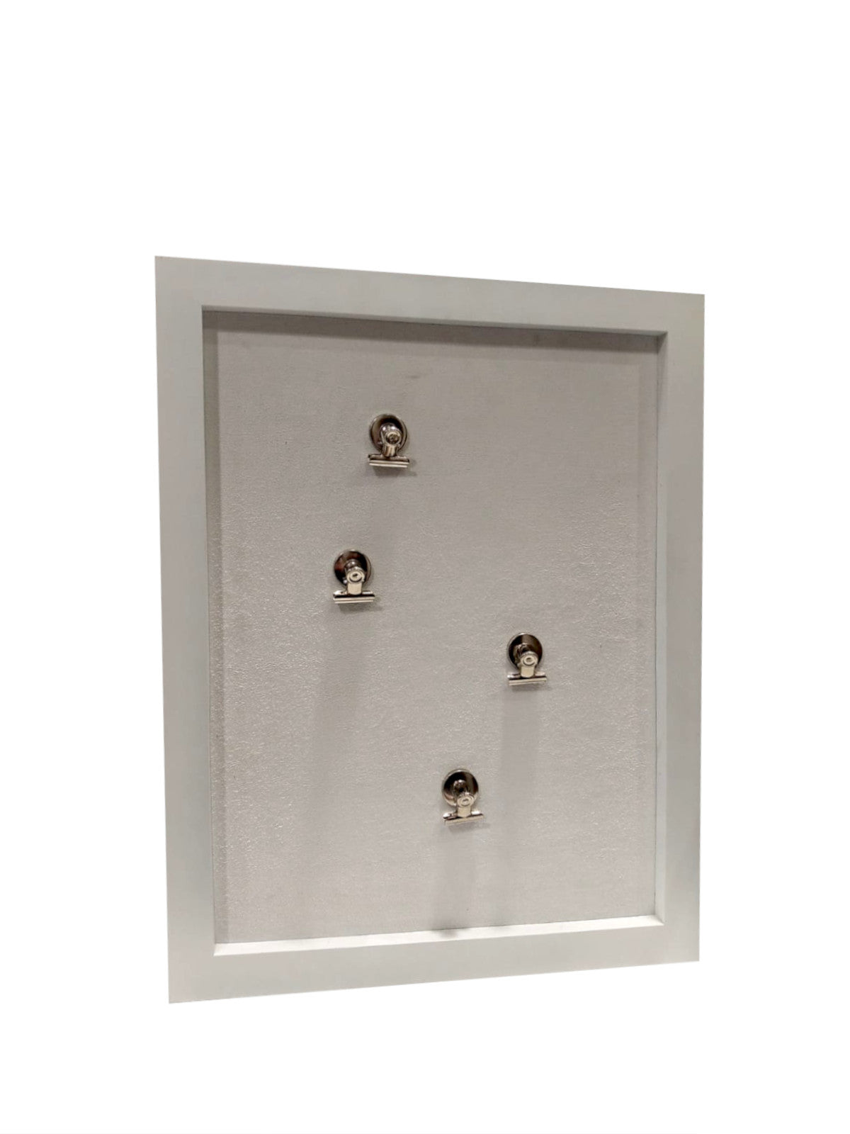 Portafoto multiplo a bacheca magnetico con quattro pinze