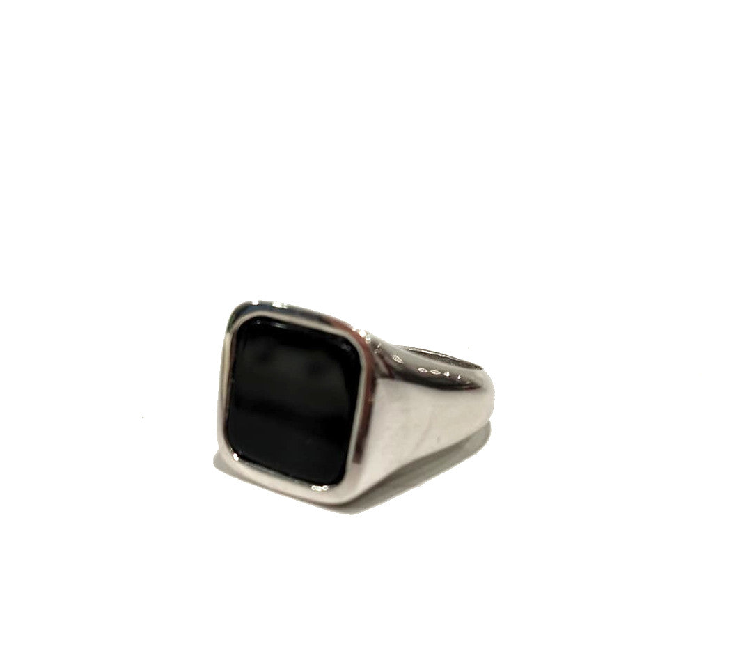 Anello sigillo da mignolo in argento con cabochon nero