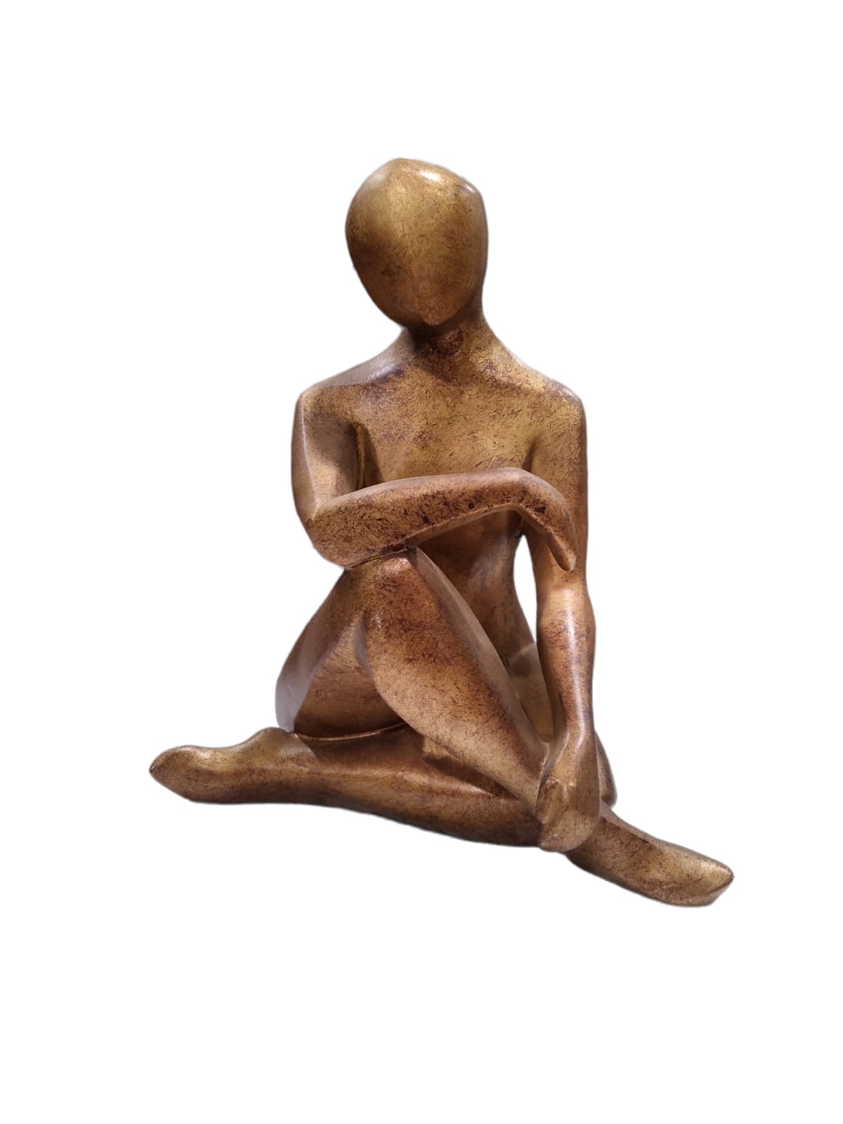 Scultura in resina dorata opaca "Figura seduta""