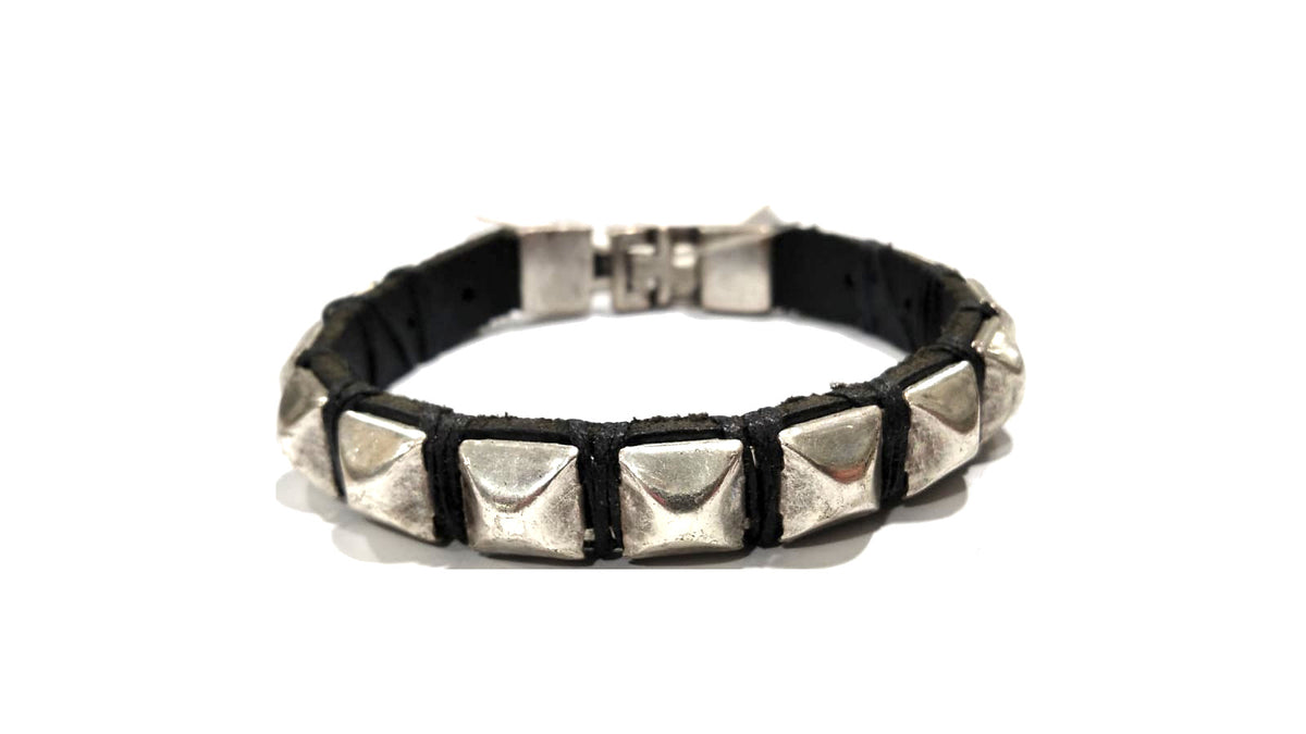 Bracciale da uomo in cuoio con borchie "Stella by Naturca"