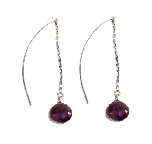Orecchini in argento con catenina e pendente in ametista