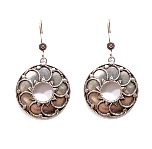 Orecchini in argento dischi con decorazione floreale