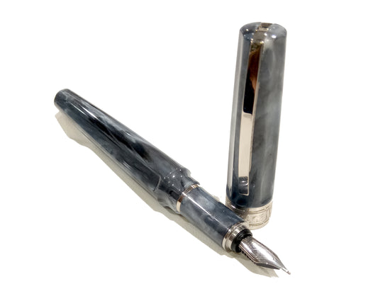 Penna stilografica Visconti "Mirage" Horn Grey