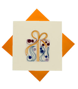 Cartoncino d'auguri con decoro filigrana Origamo": "Pacchetto regalo"