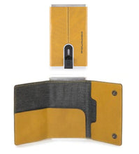 Carica l&#39;immagine nel visualizzatore di Gallery, Porta carte di credito in pelle con tasca portasoldi e protezione antifrode Piquadro (disponibile in diversi colori)
